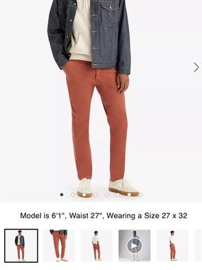 Levi's Slim Chinos in Rust Red